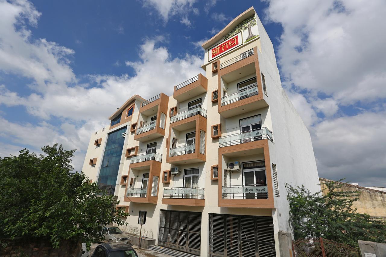 Anamsa Residency Hotel Vrindavan Bagian luar foto